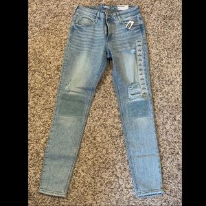 Women’s jeans